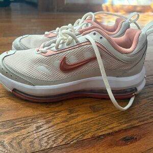 Nike Air Max Sneakers in Beige and Coral